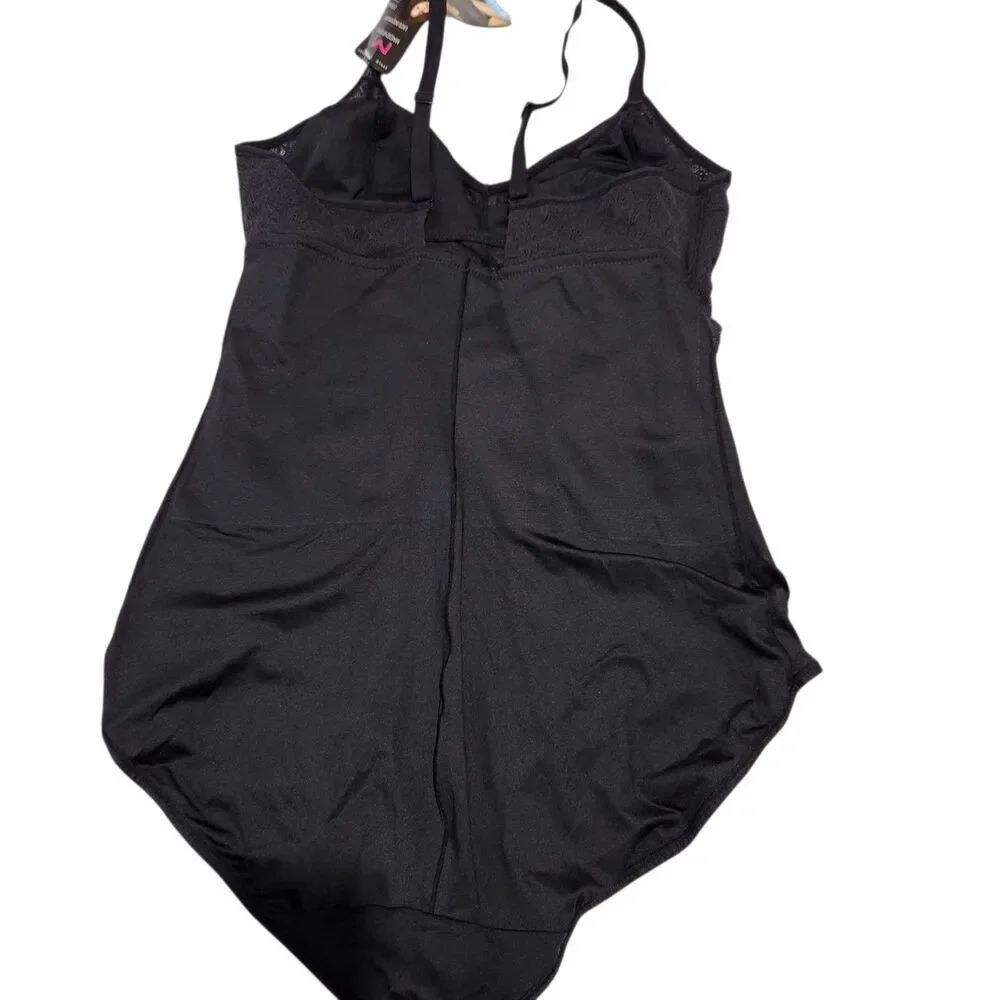 Maidenform Womens Shapewear Lace Bodysuit XL Black Frim Control Cool Comfort.